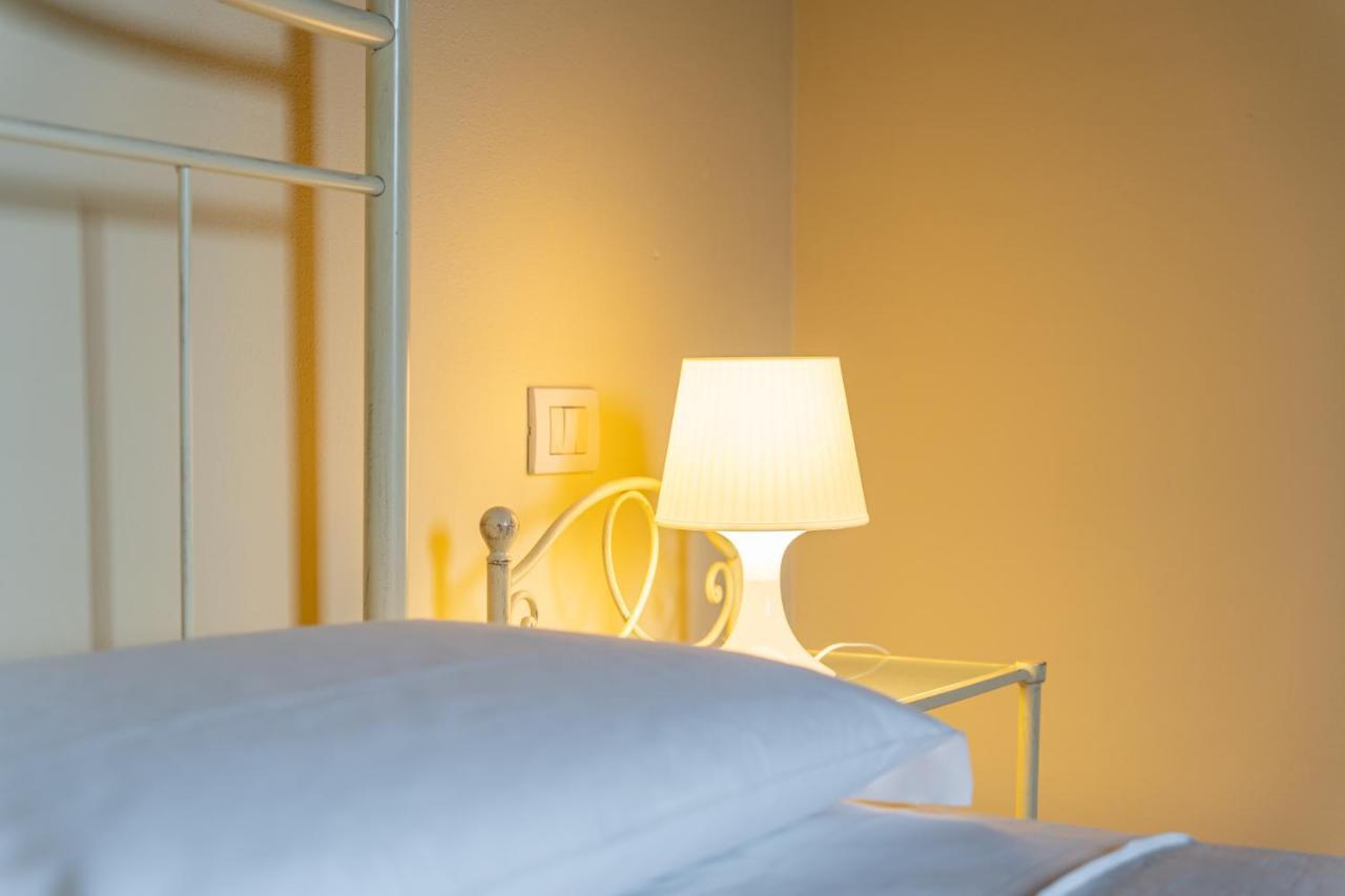 Casello A1, Modena Sud - Villa Aurora Charming Rooms Экстерьер фото